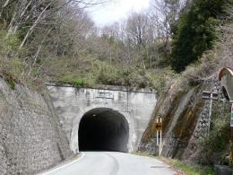 旧割石トンネル02