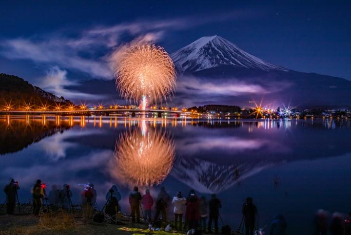 河口湖冬花火写真2