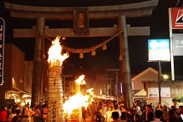 吉田の火祭り1