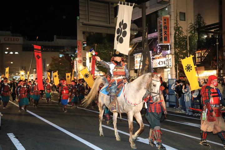 甲州軍団出陣の様子